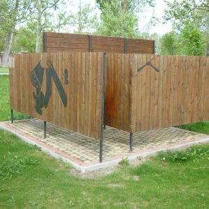 Agárdi Olivér Attila_Játék strand, Gyenesdiás, öltözőkabin_Felirat és dekorációs munka_03